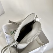 ボッテガ ヴェネタ バック 新作＆送料込 BV5282