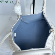 ボッテガ ヴェネタ バック 新作＆送料込 BV6032